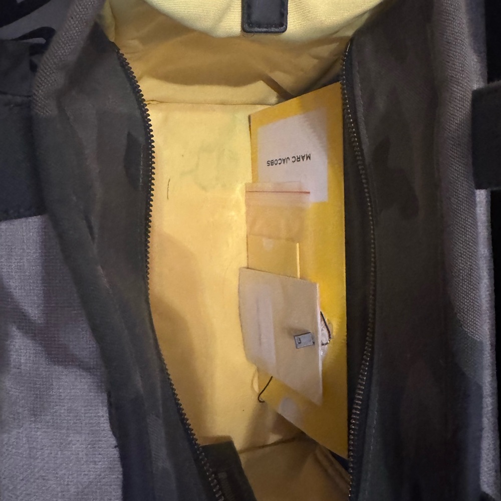 Marc Jacobs Camouflage Tote Bag - Picture 2 of 5